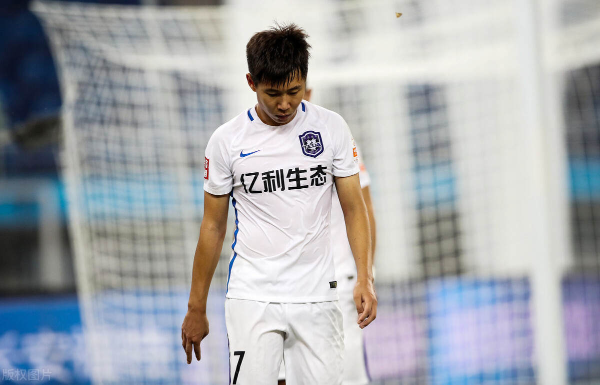 青岛黄海备战多场比赛,球队实力逐渐进入巅峰状态 青岛黄海备战多场比赛,球队实力逐渐进入巅峰状态