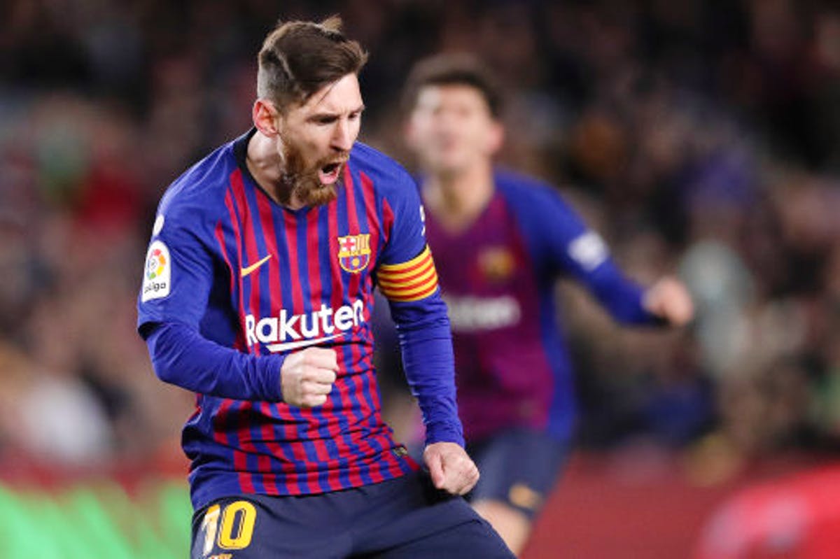 赫塔菲前锋获得金靴奖,表现抢眼 赫塔菲前锋获得金靴奖,表现抢眼