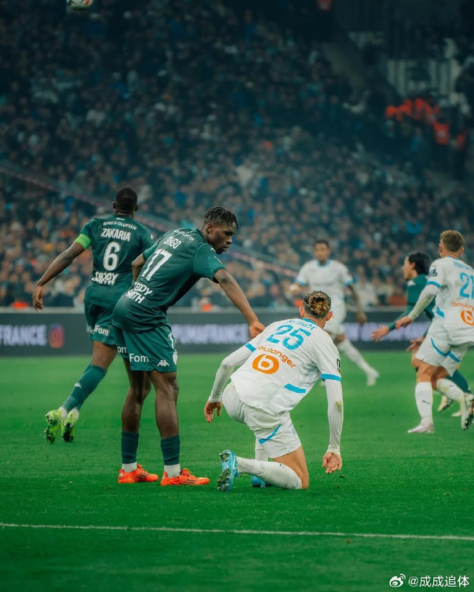 摩纳哥主场击败波尔图,痛失晋级机会 摩纳哥主场击败波尔图,痛失晋级机会