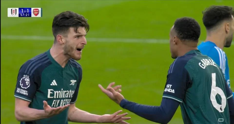 阿森纳遭遇连败,危险跌入降级区 阿森纳遭遇连败,危险跌入降级区