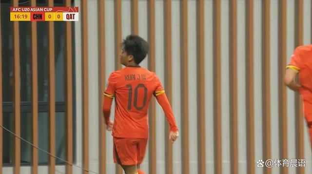 某队队员砍下高分,助力全队获胜 某队队员砍下高分,助力全队获胜