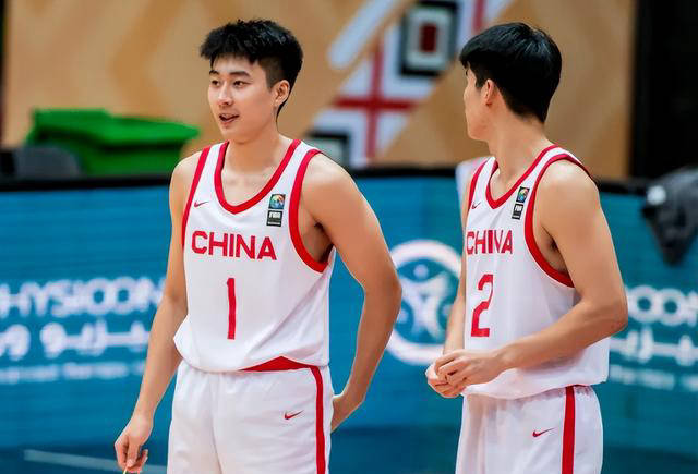 昆明男篮大获胜,淘汰赛中晋级 昆明男篮大获胜,淘汰赛中晋级