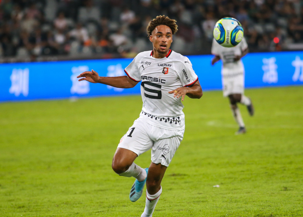 亚眠稳固防线,期待法甲胜利 亚眠稳固防线,期待法甲胜利