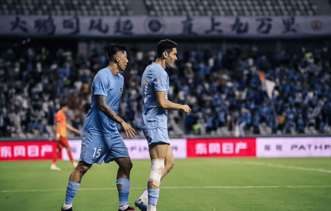 关键球员伤愈复出,助球队实现连胜 关键球员伤愈复出,助球队实现连胜