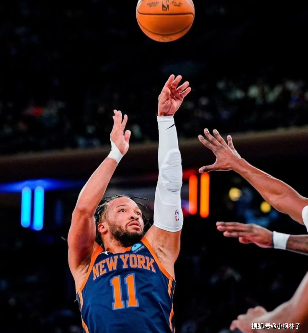 灰熊客场大胜尼克斯,全队表现出色保持稳定势头 灰熊客场大胜尼克斯,全队表现出色保持稳定势头