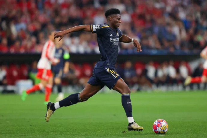 弗赖堡酝酿成功复兴,反超强敌走向胜利 弗赖堡酝酿成功复兴,反超强敌走向胜利