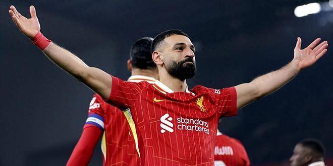 利物浦球迷狂欢,戴克防线一战封盖赢取胜利 利物浦球迷狂欢,戴克防线一战封盖赢取胜利