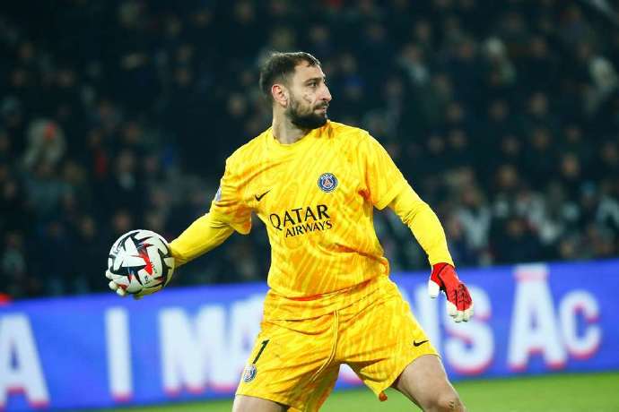 圣埃蒂安球员新晋人气王,人称球场 圣埃蒂安球员新晋人气王,人称球场