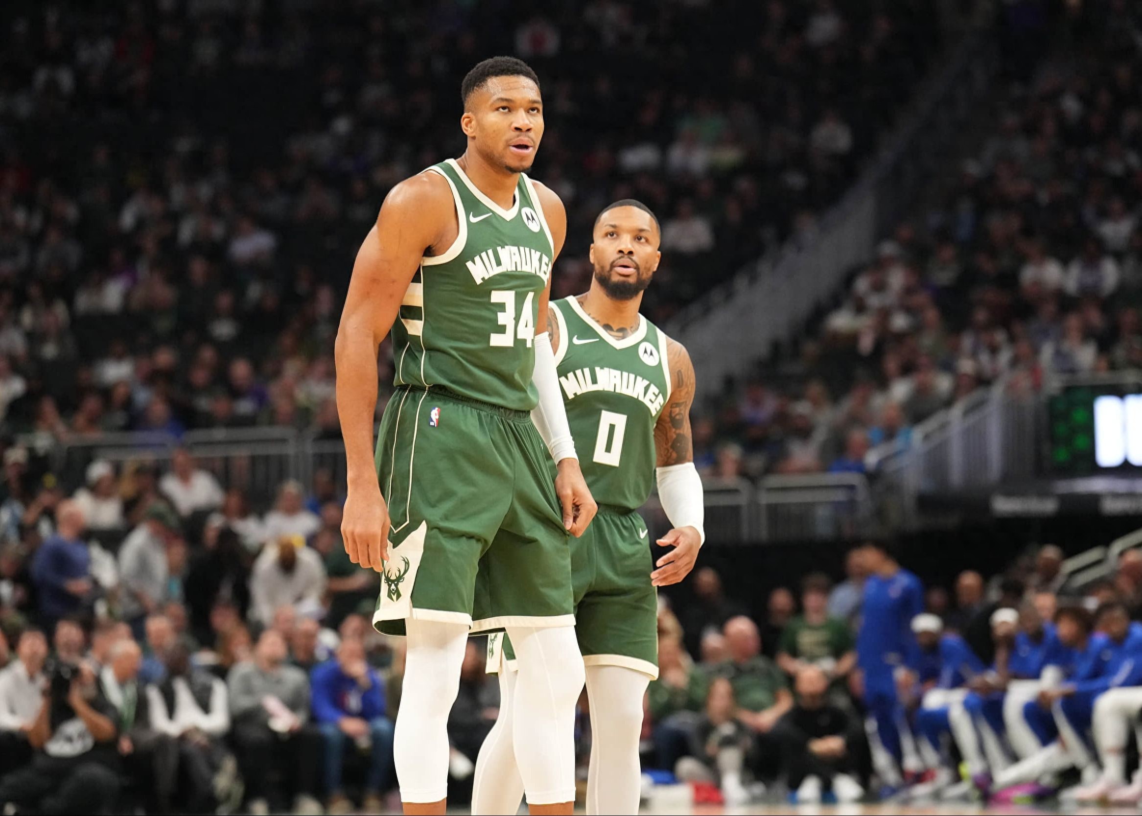 步行者逆袭雄鹿,精彩对决延续谁胜还未知 步行者逆袭雄鹿,精彩对决延续谁胜还未知