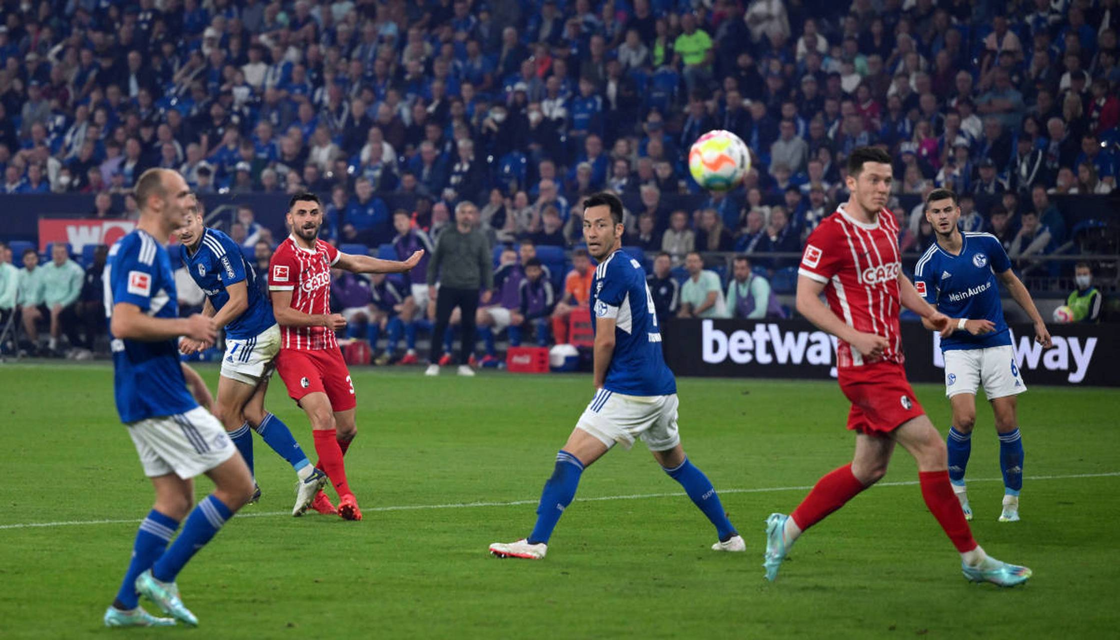 亚特兰大客场击败博洛尼亚,冲击前四 亚特兰大客场击败博洛尼亚,冲击前四