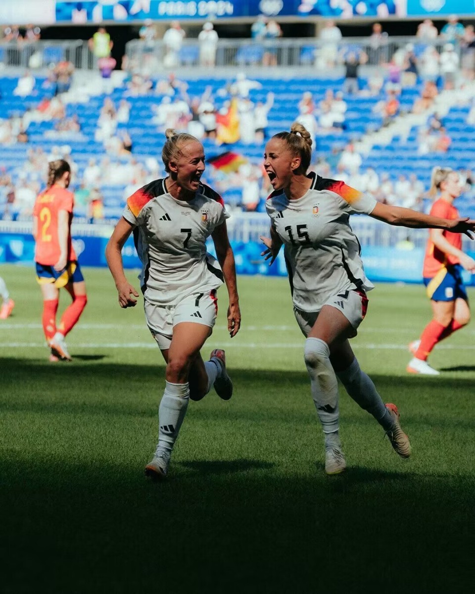 德国女足队击败对手,晋级半决赛 德国女足队击败对手,晋级半决赛