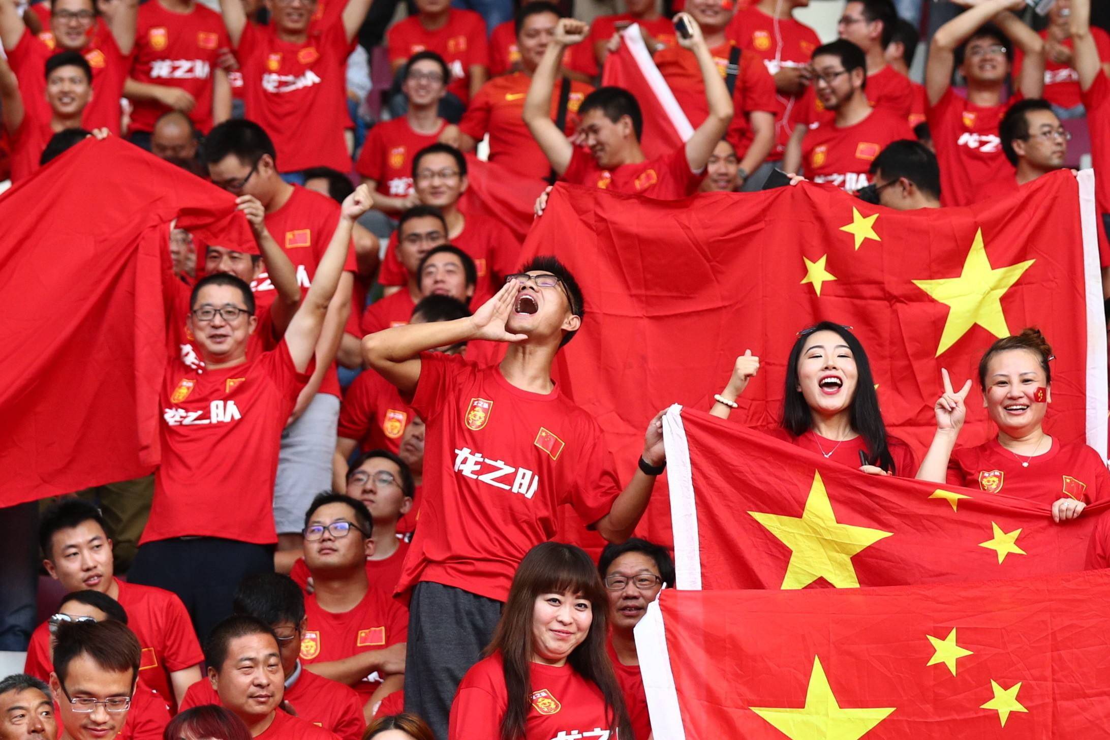 争夺桂冠:法国足球盛宴的终极较量 争夺桂冠:法国足球盛宴的终极较量