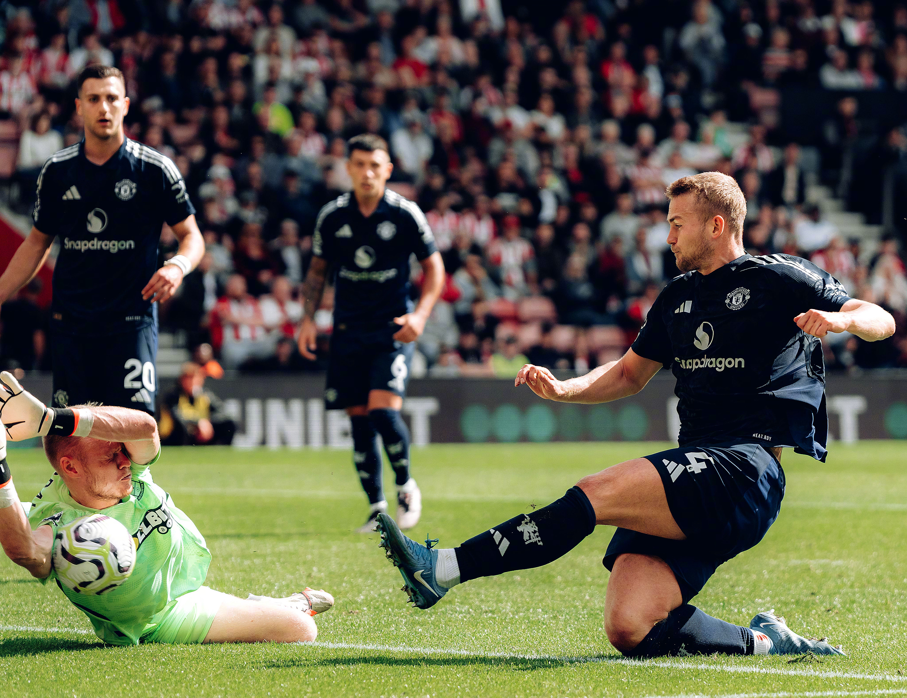 如何欧国联比赛与英超赛异? 如何欧国联比赛与英超赛异?