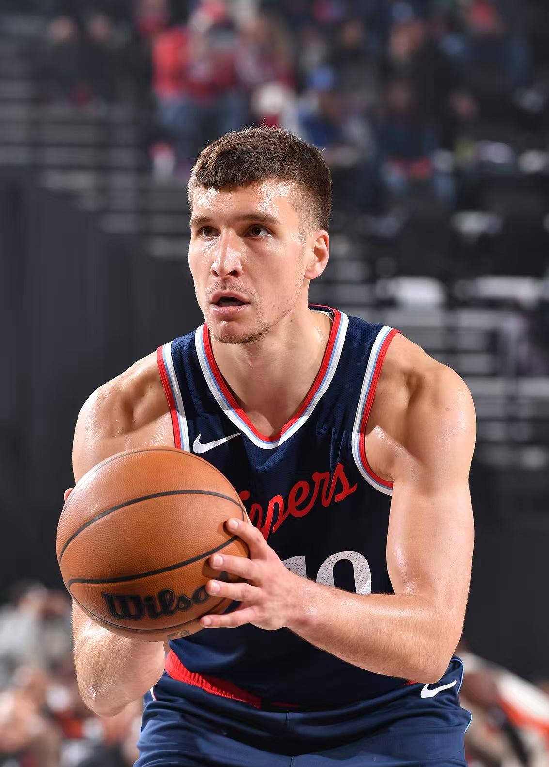 火箭主场击败鹈鹕,哈登砍下20+送出10+帽 火箭主场击败鹈鹕,哈登砍下20+送出10+帽