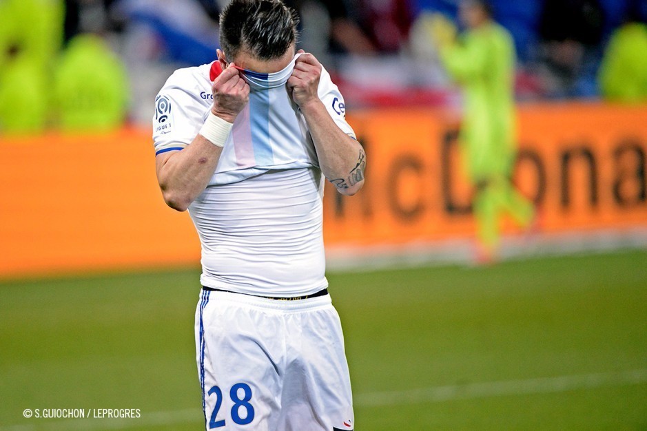 里昂急需胜利对抗波尔多,取得关键三分 里昂急需胜利对抗波尔多,取得关键三分