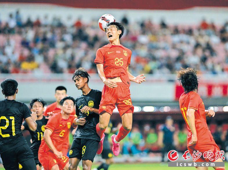 U19青少年联赛上演绝杀大战 U19青少年联赛上演绝杀大战