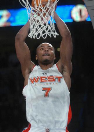 意大利篮球明星在欧洲残疾人锦标赛上力压群雄,夺冠 意大利篮球明星在欧洲残疾人锦标赛上力压群雄,夺冠