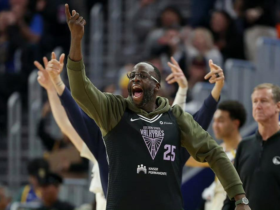 步行者球员积极备战比赛,力争取得胜利 步行者球员积极备战比赛,力争取得胜利