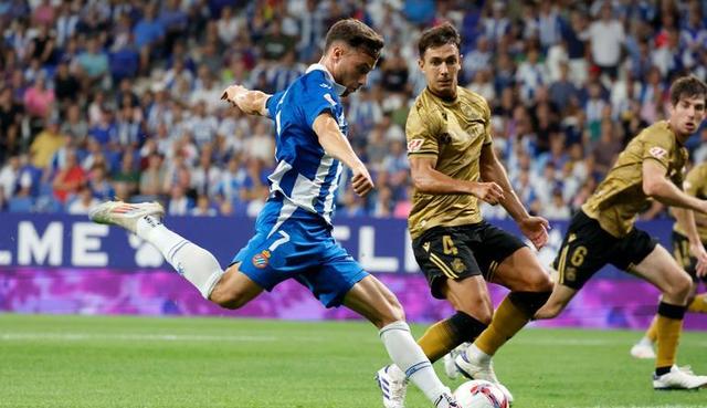 皇家社会成功晋级16强,迎战下一轮 皇家社会成功晋级16强,迎战下一轮