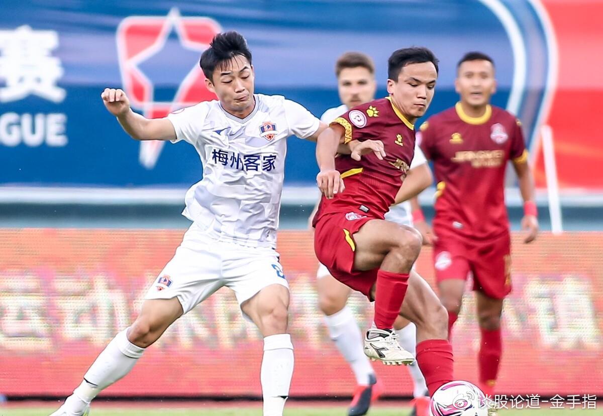 四川队连胜,继续领跑全场取得优势 四川队连胜,继续领跑全场取得优势