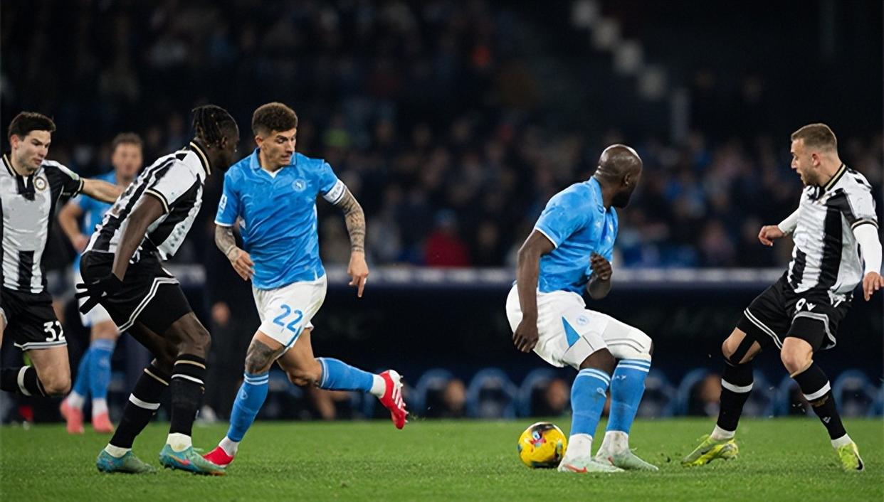 那不勒斯士气颇高,期待近期比赛 那不勒斯士气颇高,期待近期比赛