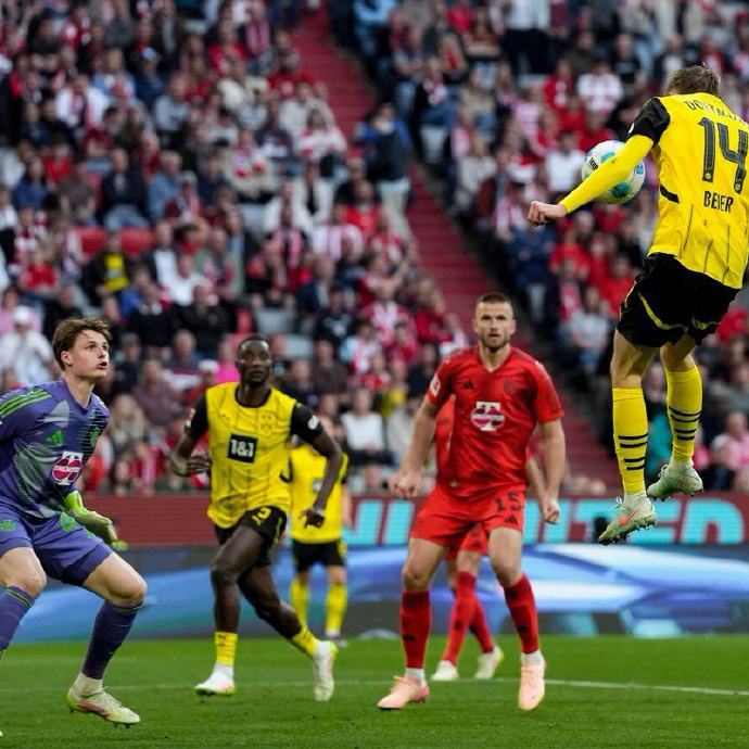 多特蒙德主场大胜,强势登顶 多特蒙德主场大胜,强势登顶