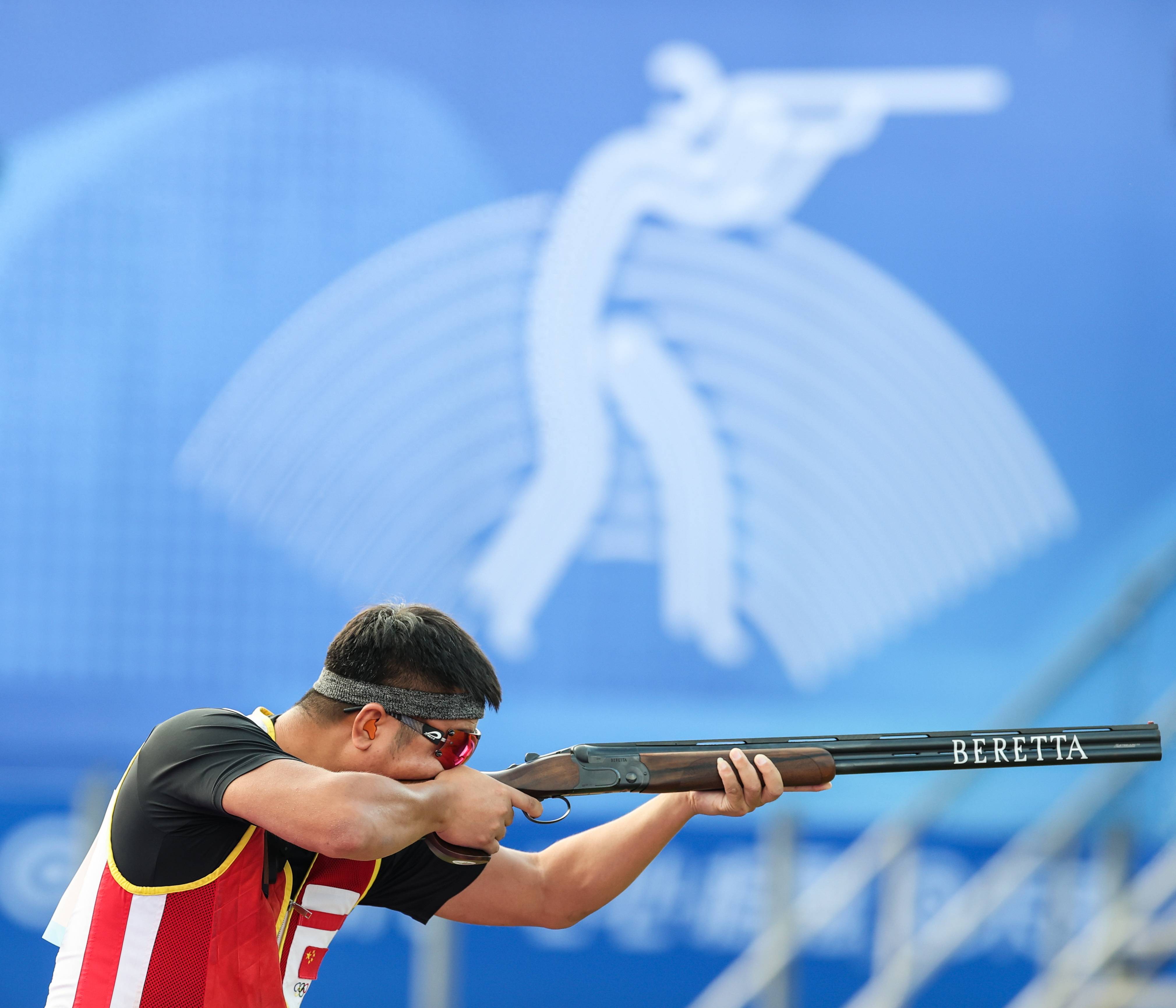 科威特代表队在射击比赛中夺冠 科威特代表队在射击比赛中夺冠