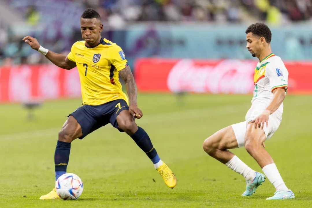 乌克兰国脚闪击荷兰,晋级下一轮争夺 乌克兰国脚闪击荷兰,晋级下一轮争夺