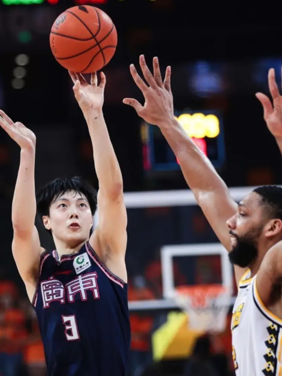 立陶宛田径选手突击逆袭,晋级半决赛 立陶宛田径选手突击逆袭,晋级半决赛