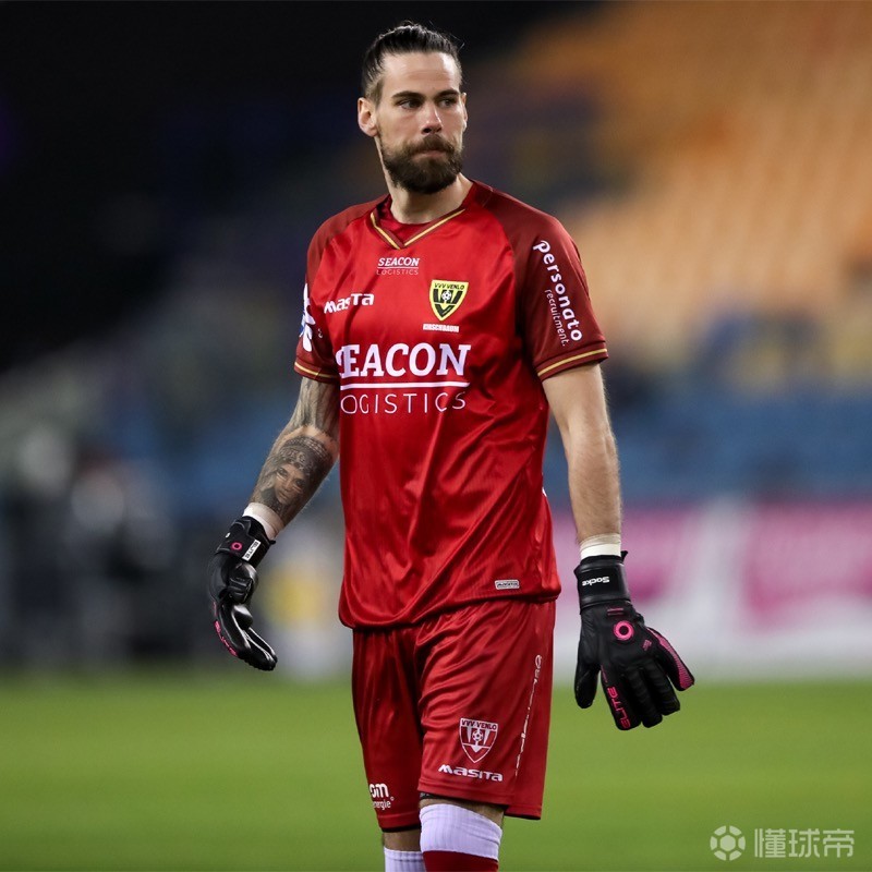 狂徒纽伦堡主场不敌斯图加特，输球收场